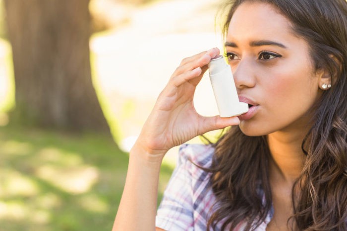 哮喘如何使用吸入器